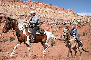 2010_horse_trail_ride_out_west