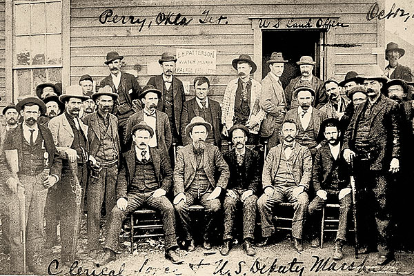 IH_perry-oklahoma-us-marshalls-1893-land-office-employees