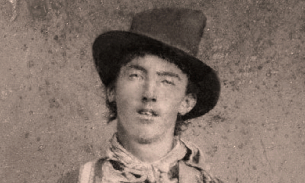 Billy The Kid Outfoxes Joe Grant The Day Billy the Kid outfoxed a loud-mouth cowboy named Joe Grant occurred on January 10th, 1880 at Hargrove's saloon in Fort Sumner...