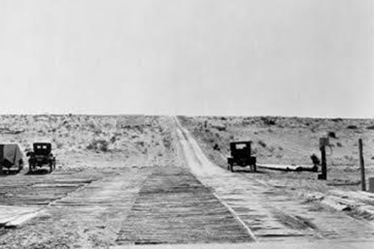 Yuma Plank Road One of the most unusual roadways in the West was the famed Plank Road west of Yuma...