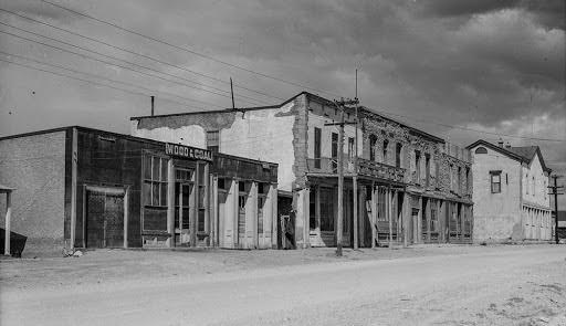 Tombstone’s Jails Tombstone’s first jail or lockup was an adobe structure on Fremont St. near the one built in 1882 that stands there today...