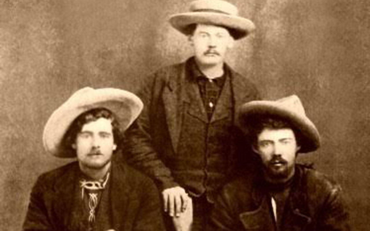 Riverside Station Stagecoach Robbery On August 10th, 1883 the Florence-Globe Stagecoach was robbed at the remote Riverside Station on the Gila River by the Red Jack Almer gang...