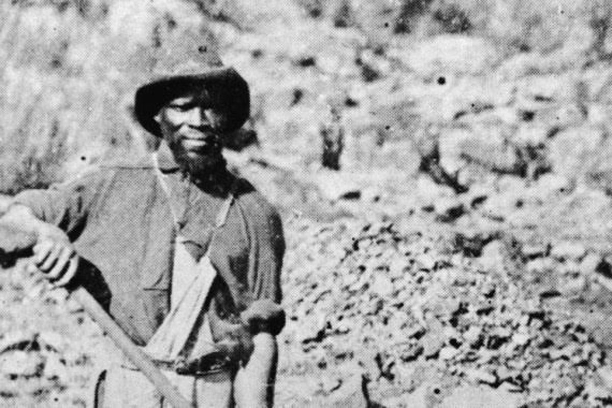 Mining Camp Law A white man from Tennessee arrived in the California gold camps with 3 slaves